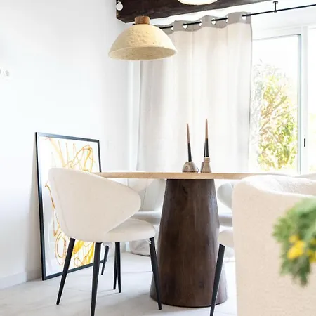 Touchlux Vila *